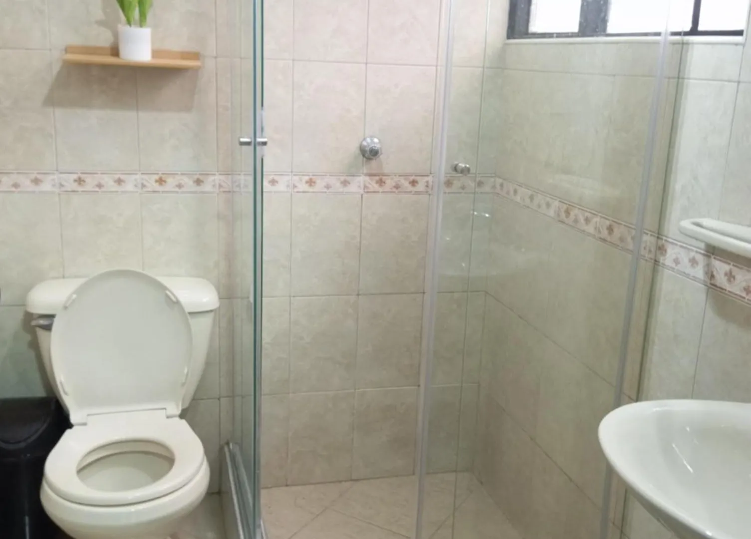 Habitacion Cerca Al Aeropuerto -Normandia #2 Bogota Homestay